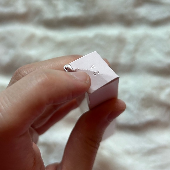 Glossier Pro Tip Brush Point Liquid Eyeliner Black 0.47ml, 3 Pieces - Picture 10 of 11